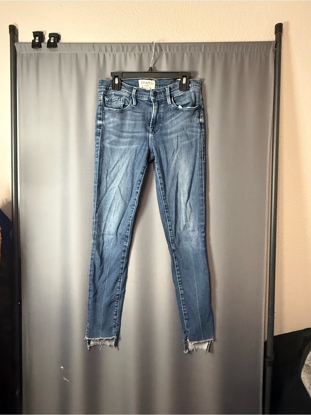 Frame Denim Slim Cropped Jeans in Medium Blue with Raw Hem